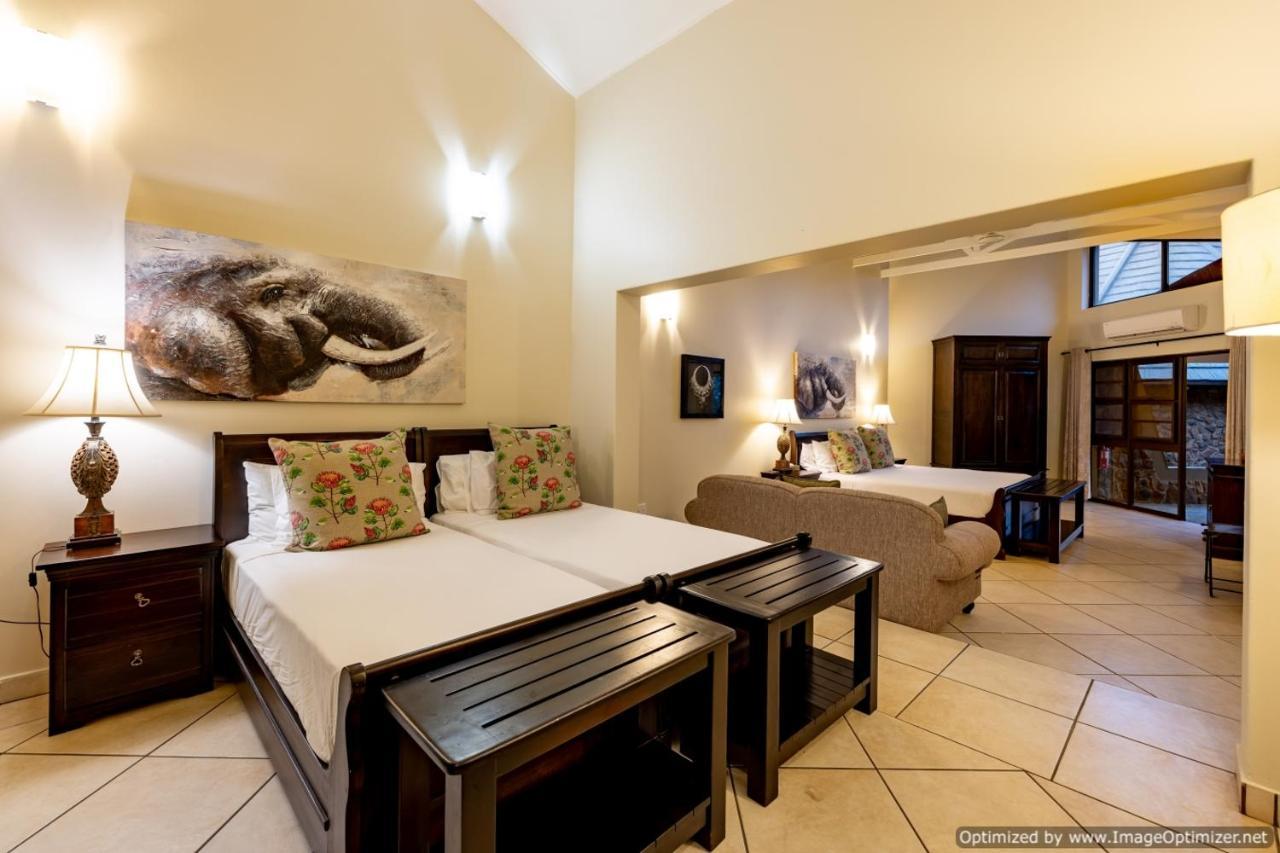 Zulu Nyala Game Lodge Hluhluwe Esterno foto