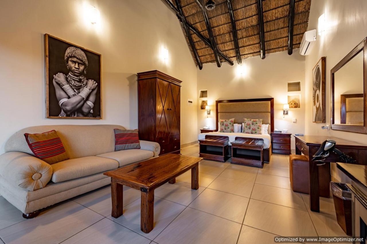 Zulu Nyala Game Lodge Hluhluwe Esterno foto