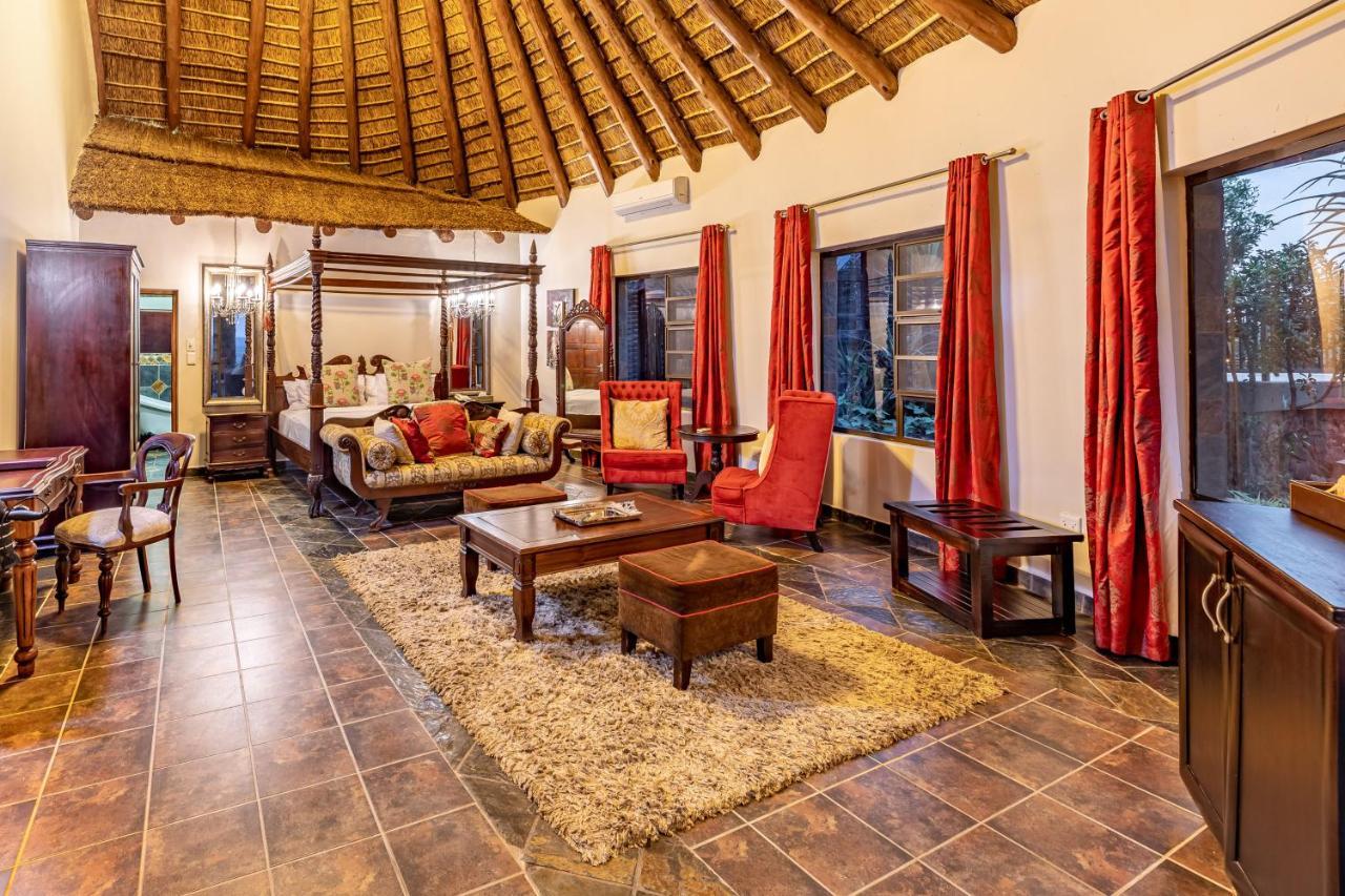 Zulu Nyala Game Lodge Hluhluwe Esterno foto